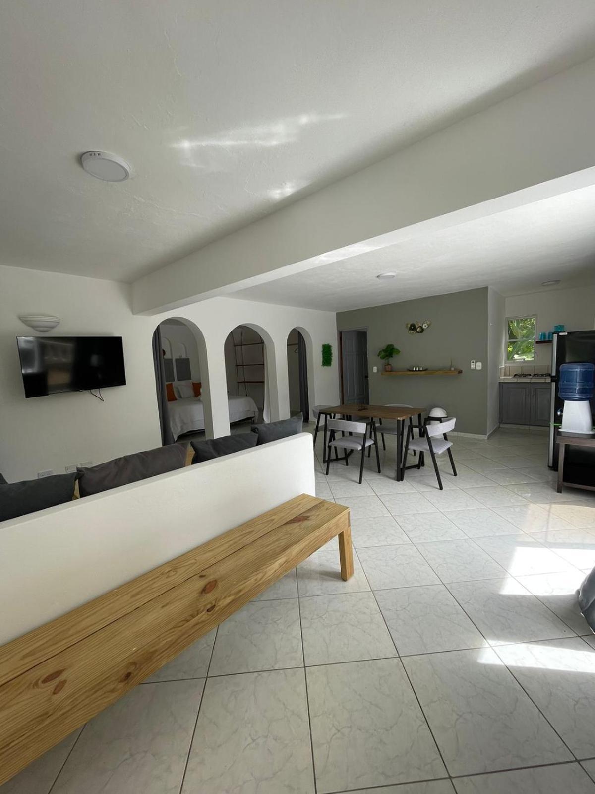 Hummingbird Cabarete Aparthotel Bagian luar foto