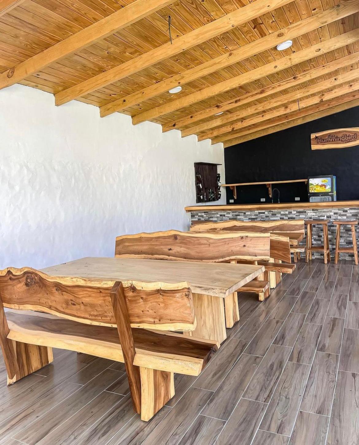 Hummingbird Cabarete Aparthotel Bagian luar foto