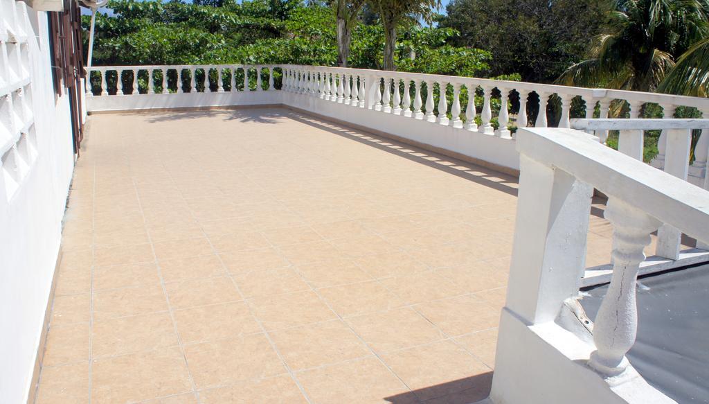 Hummingbird Cabarete Aparthotel Bagian luar foto