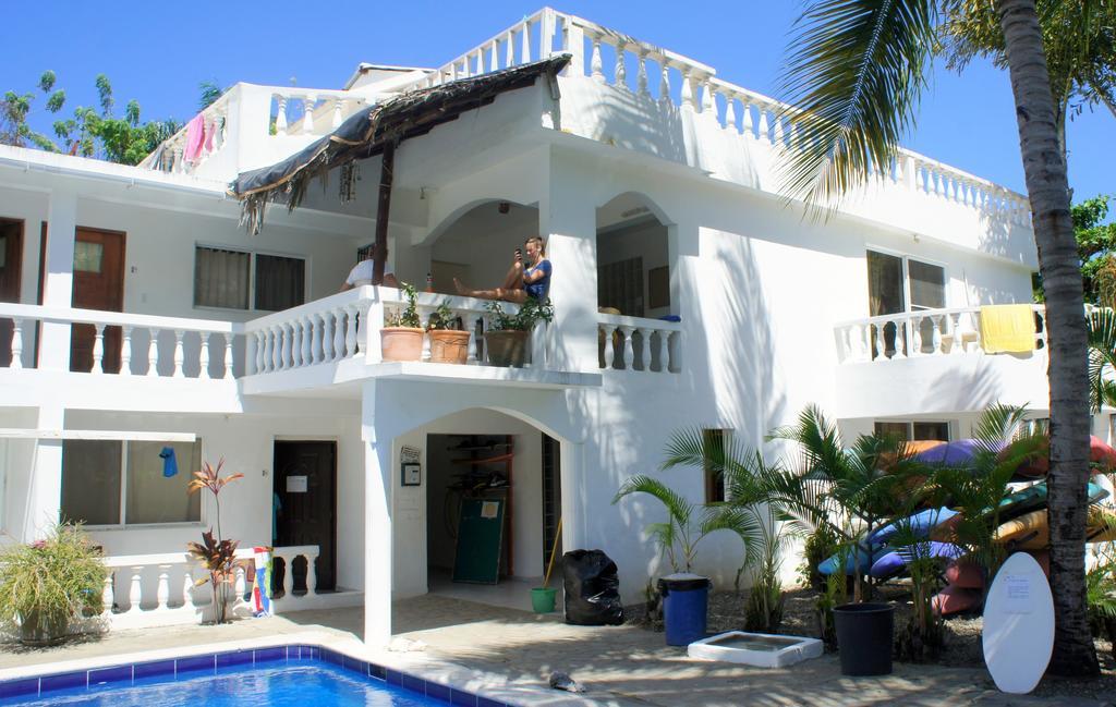 Hummingbird Cabarete Aparthotel Bagian luar foto